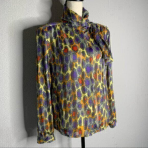 Nicola Vintage Abstract Button-Down Shirt - Picture 9 of 9